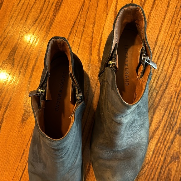 lucky brand black ankle boots size 8.5 - Picture 5 of 6